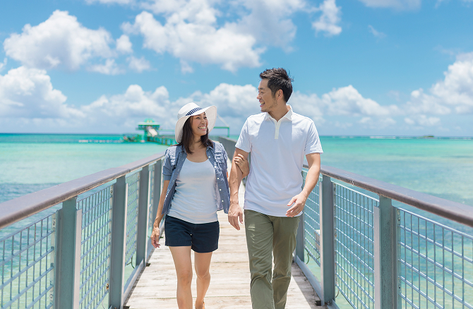 全国規模の種類豊富な宿泊旅行、伝統の逸品、絶品グルメなどから、お好みで選べるカタログギフト